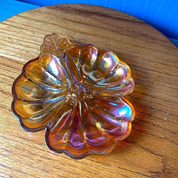 Jeannette Marigold Carnival Glass 3 leaf Clover Dish, - Picture 1 of 8
